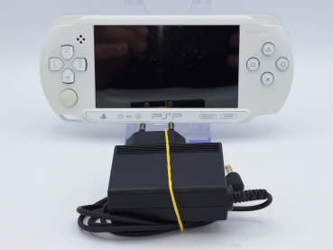 Playstation Portable PSP E1004 Weiß inkl. Zubehör